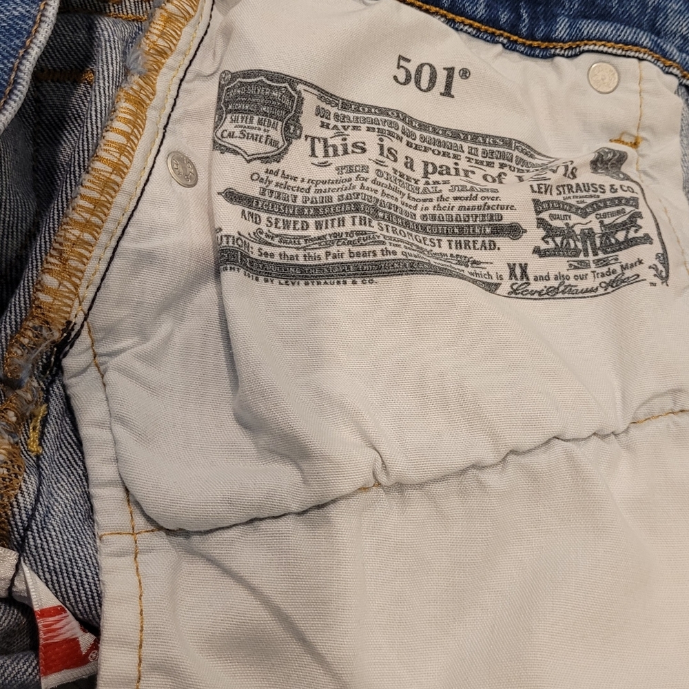 Levi's 501 Original Fit Jeans Straight Leg High Rise Button Fly Distressed Sz 28 - Picture 11 of 11